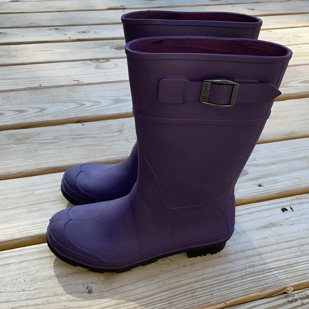 NWOT Kamik Purple Waterproof Rain Boots Kids Youth Size 2